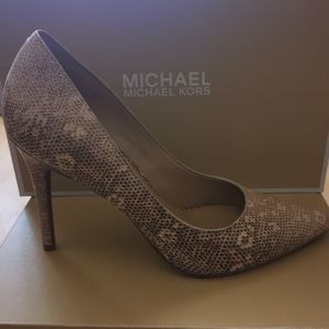 BNIB Michael Kors stiletto 8.5